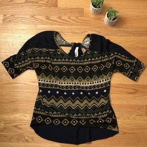 Boutique Peek-a-Boo Crop Top